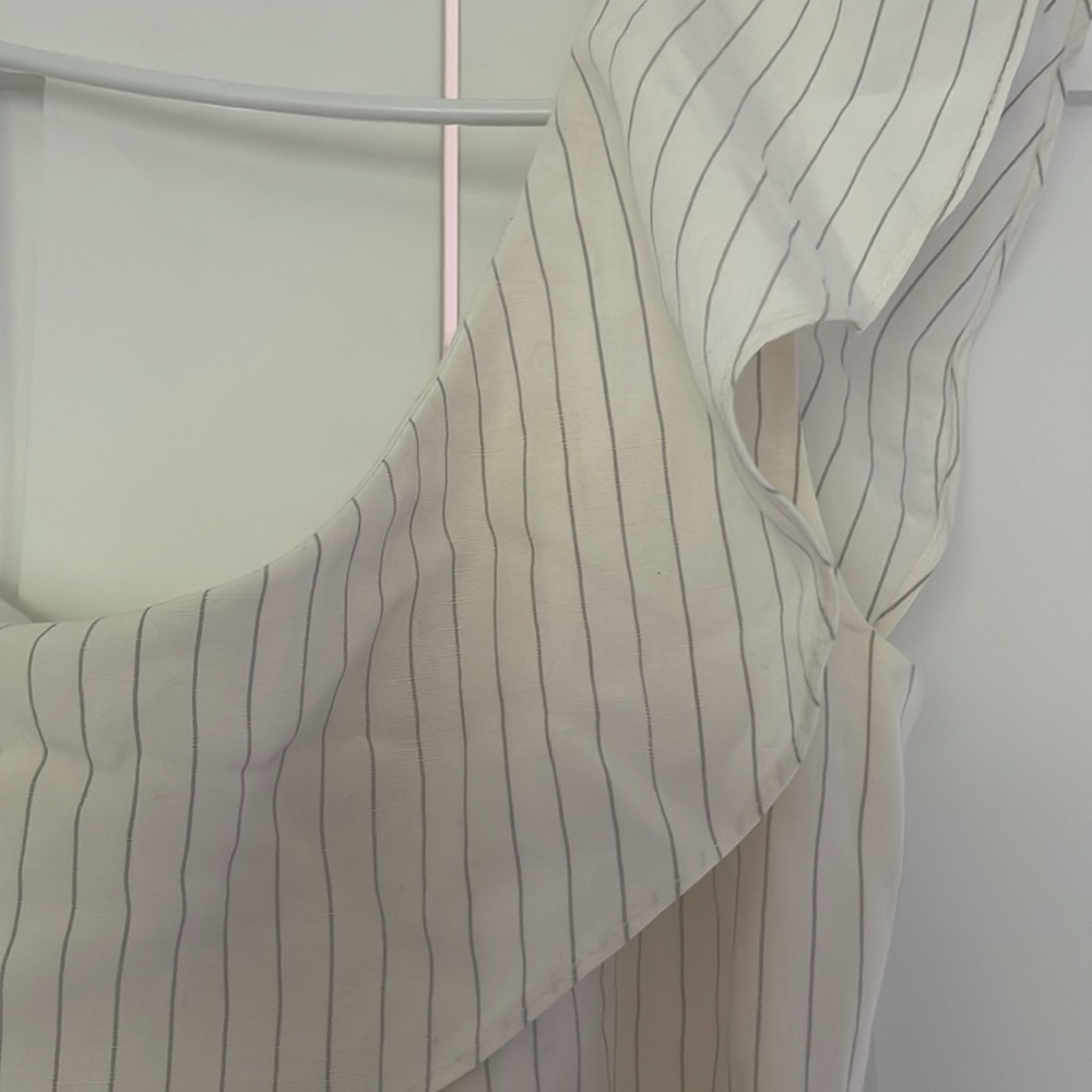 Club Monaco white pinstripe romper off shoulder - Picture 6 of 11